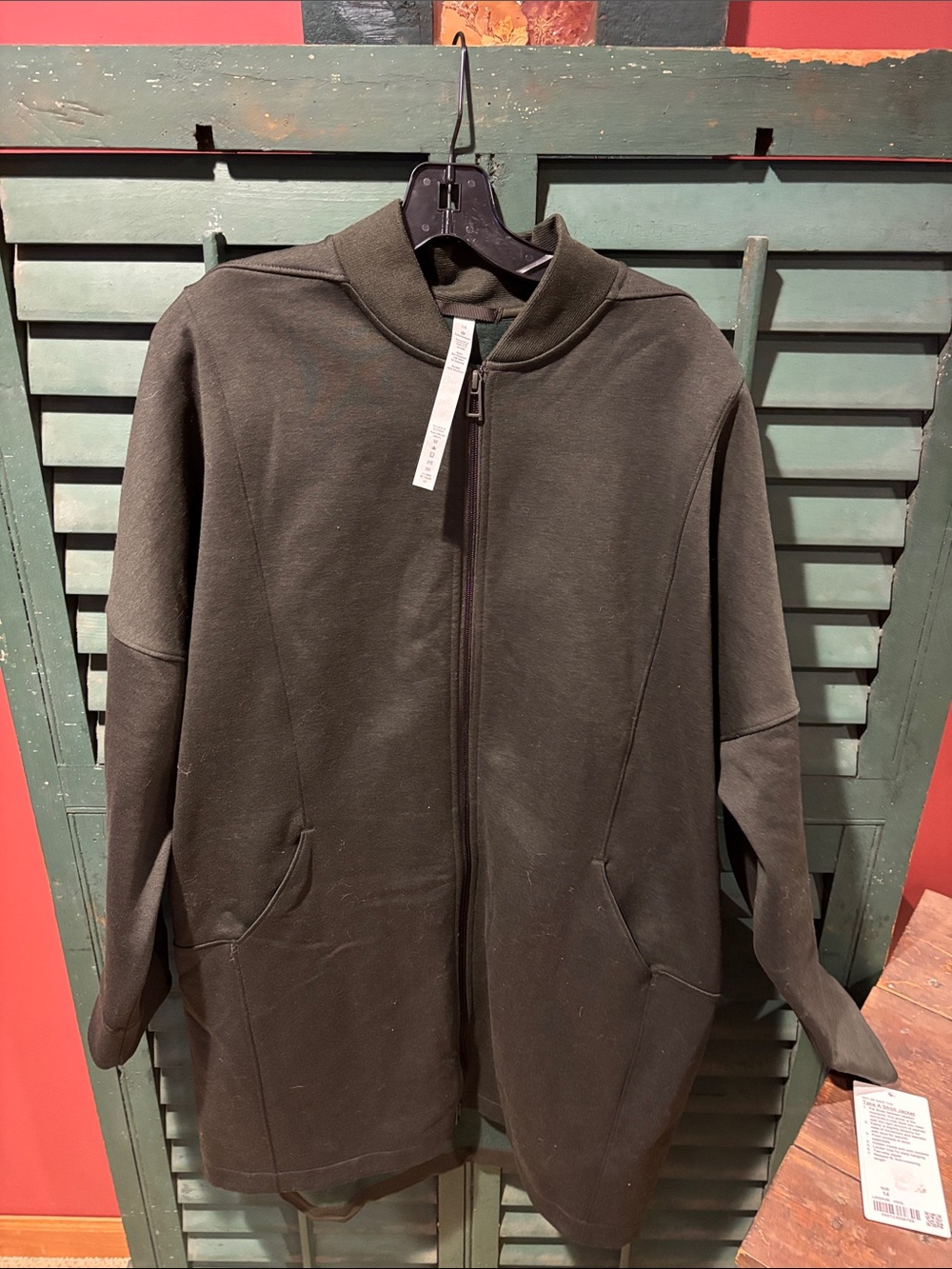 Lululemon Dark Olive take a stroll jacket